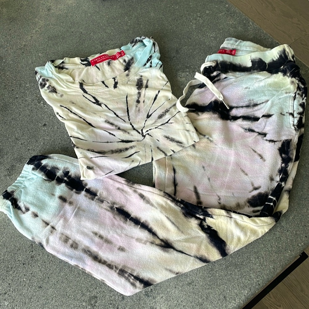 n : PHILANTHROPY Tie Dye Outfit - LIKE NEW